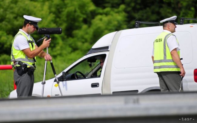 Polícia skontroluje dodržiavanie rýchlosti na celom Slovensku