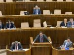 Poslancov čaká vyše 60 zákonov a odvolávanie Fica s Kaliňákom