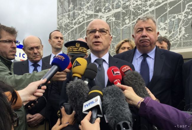 Cazeneuve: Budeme venovať mimoriadnu pozornosť ochrane škôl a okoliu