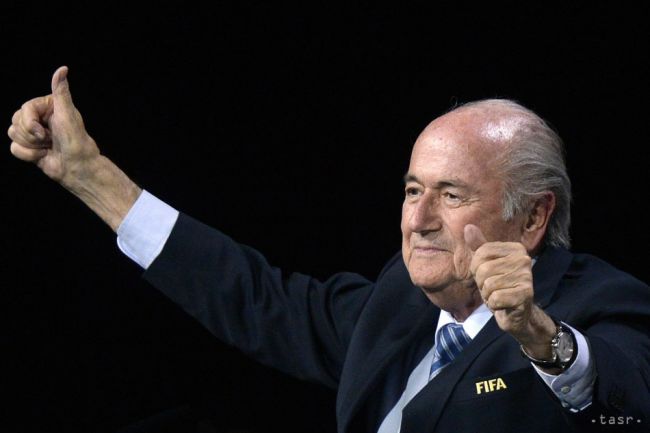 Blatter sa dostavil na CAS: Pozitívne naladený a so sebavedomím