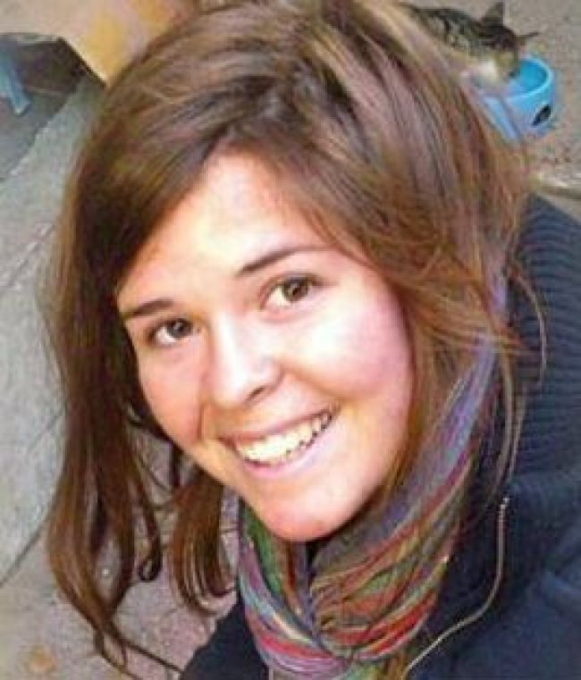 Obama dá peniaze nadácii na počesť Kayly Muellerovej, ktorú zabil IS