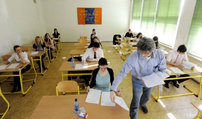 V Košickom kraji nastúpi na strednú školu menej študentov