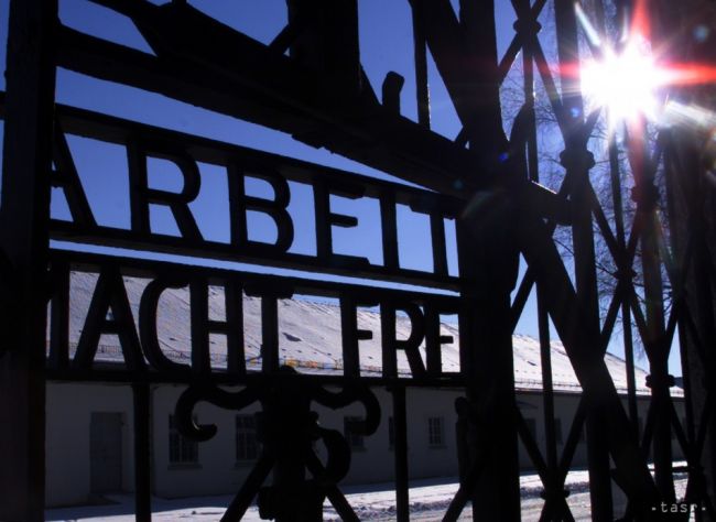 Ministerstvo odporúča školám exkurzie do koncentračných táborov