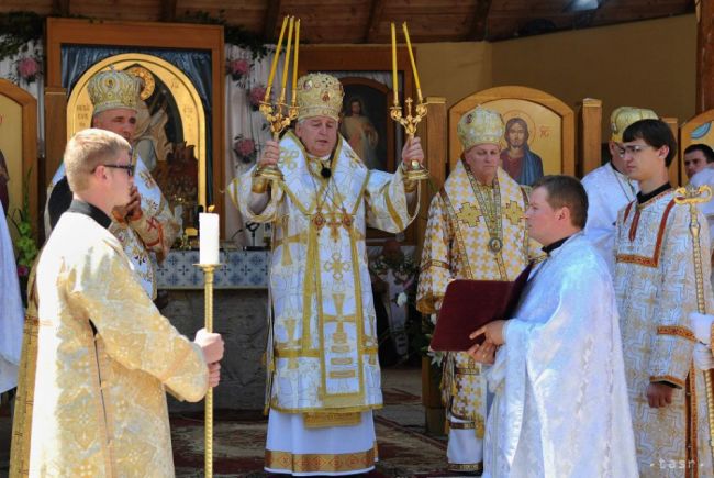 Metropolita Ján Babjak posvätil nový ikonostas a obnovený chrám