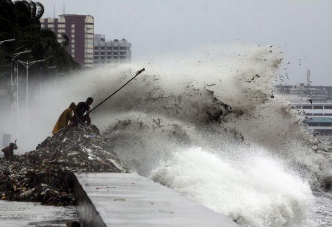 Silný tajfún Lionrock zasiahol severovýchod Japonska