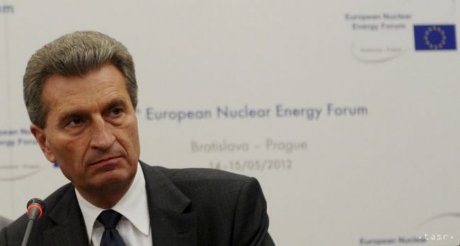 Eurokomisár Oettinger: Nestavil by som veľké peniaze na brexit