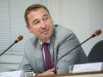 Minister dopravy Roman Brecely vyriešil situáciu a podal demisiu