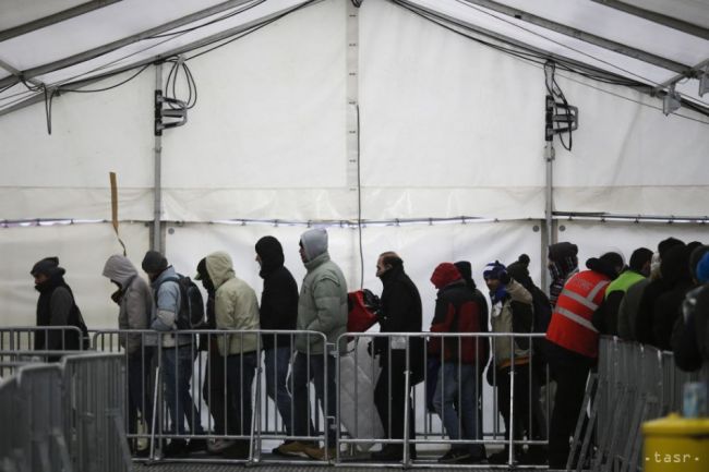 Nórsko zvažuje vyhostenie až 15.000 zamietnutých žiadateľov o azyl