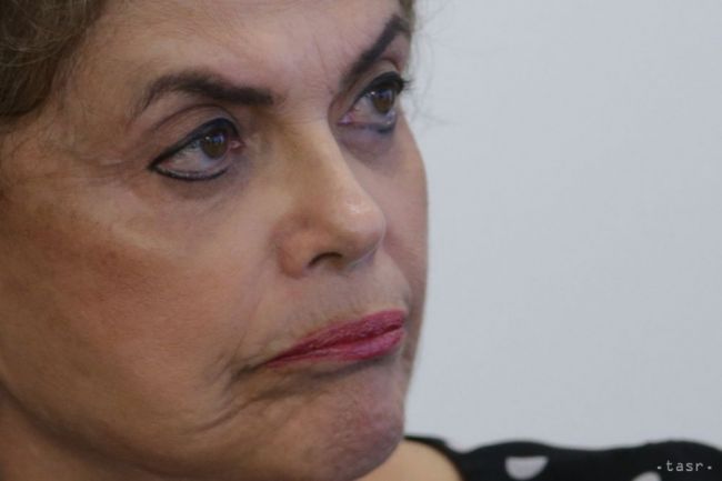 Brazílsky Senát začal hlasovať o zosadení prezidentky Rousseffovej