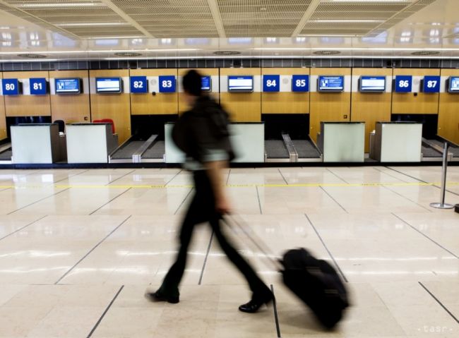 Terminál letiska vo Frankfurte po evakuácii znovu otvorili