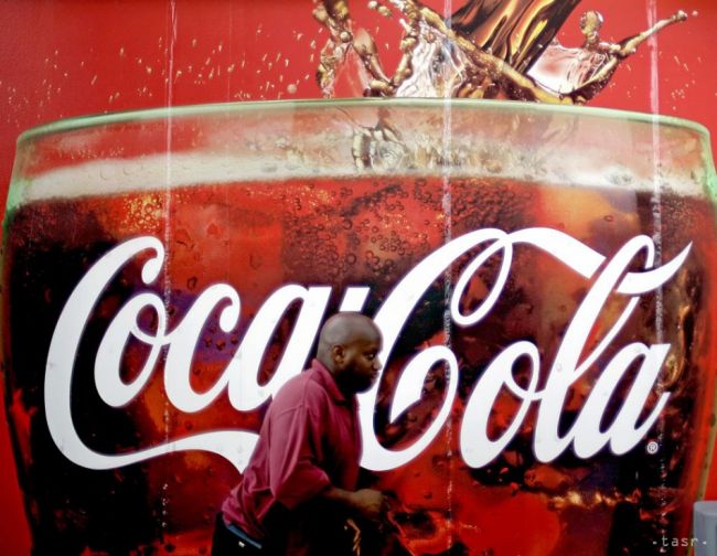 Vo francúzskej továrni Coca-Cola našli obrovskú zásielku kokaínu