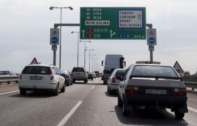 Vodičov v Bratislave čakajú obmedzenia, na toto sa pripravte