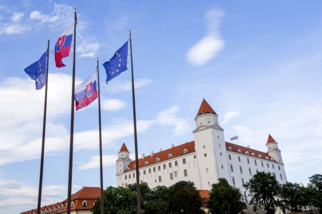 FOTO: konferencie v Bratislave budú riešiť Turecko, migrantov aj EÚ