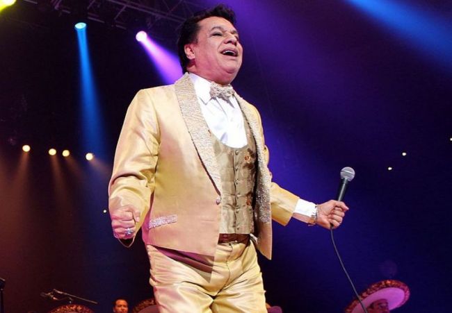 Zomrel miláčik Mexičanov: So spevákom Gabrielom sa lúčili tisícky ľudí