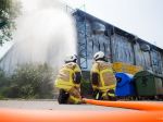 Pripravované centrum pre migrantov vo Francúzsku zachvátil požiar