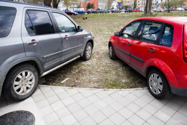 Košice vyzývajú aktivistov, aby prestali nabádať na porušovanie zákona