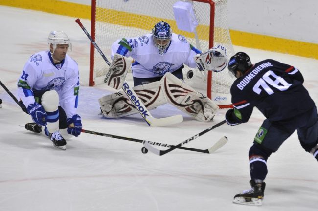 KHL: Nazarov skončil na striedačke Barysu Astana