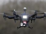 Združenia leteckých dopravcov žiadajú pravidlá pre využívanie dronov