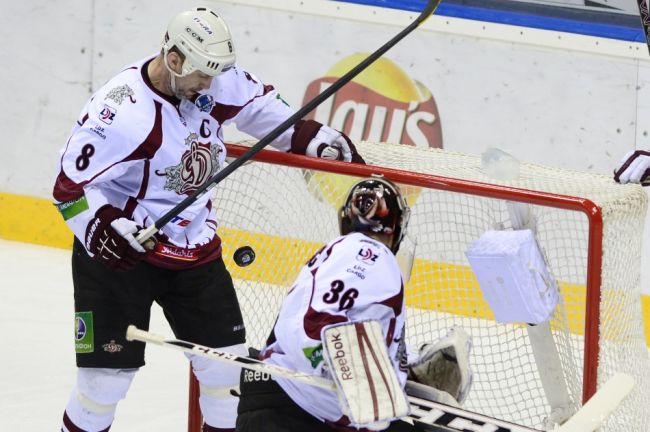 KHL: Riga vyhrala v Ufe po nájazdoch a získala prvé body v sezóne