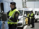 Rakúska polícia objavila v dodávke natlačených 17 migrantov