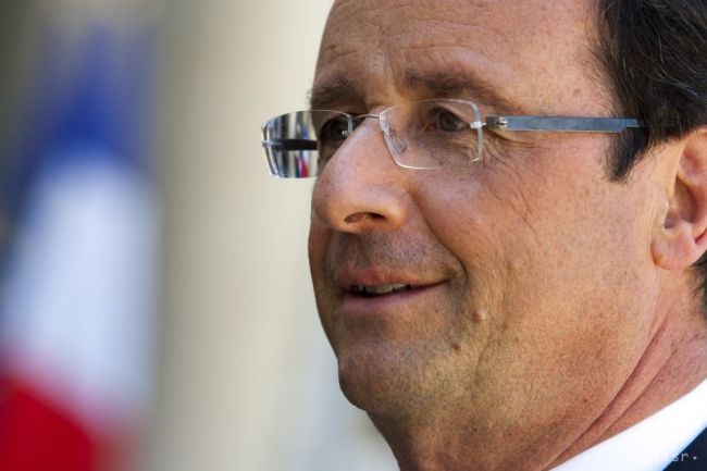 Prezident Hollande by zákaz nosenia burkín neodobril