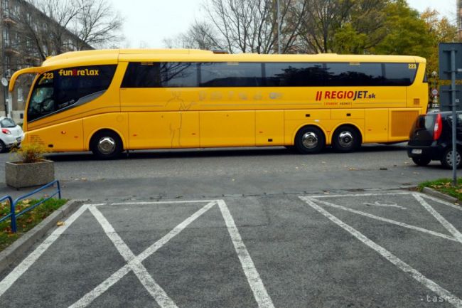 RegioJet spustil novú autobusovú linku zo Žiaru nad Hronom do Prahy