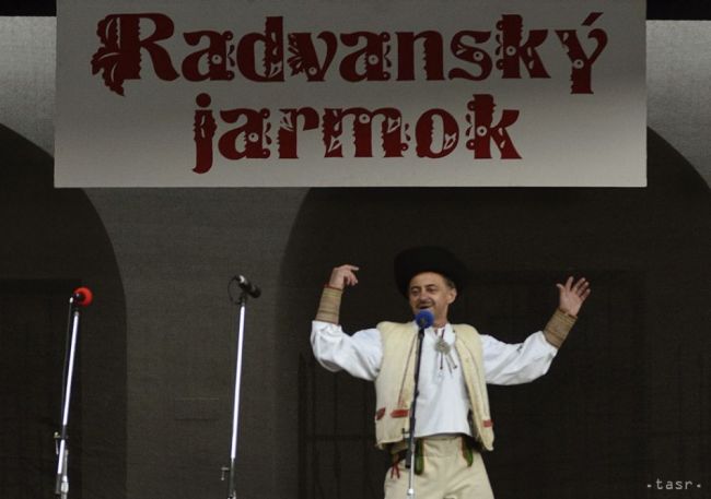 VIDEO: Banskobystrický jarmok otvoril viachlasný spev Horehroncov