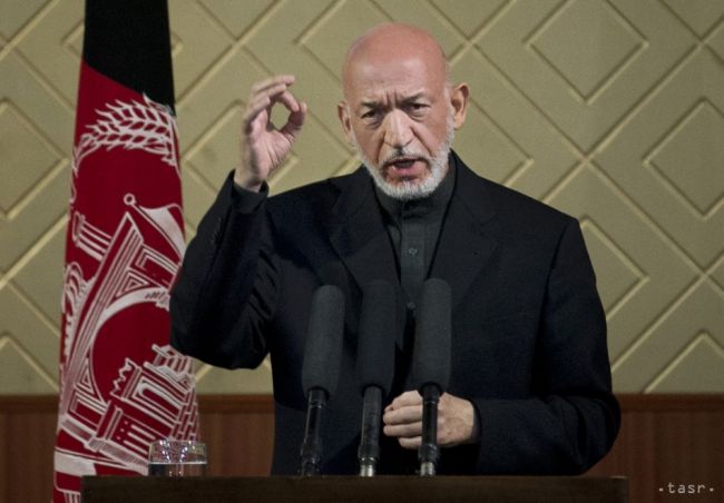 Afgánsky exprezident Karzaj vyzval utečencov na návrat z Nemecka domov