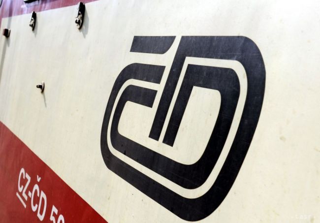 České dráhy rozšíria v diaľkových vlakoch minibarový servis