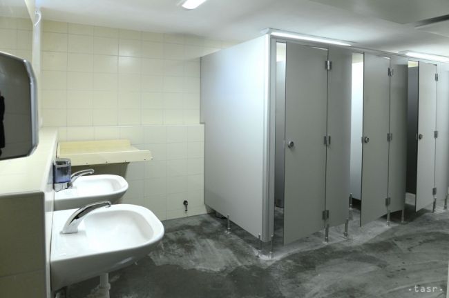 Verejné toalety na námestí v Poprade už prevádzkuje samospráva