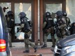 Pri protiteroristických raziách v Nemecku zadržali troch islamistov