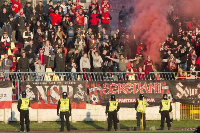 Kvôli hrubým fanúšikom sa Spartak Trnava musí riadne bachnúť po vrecku