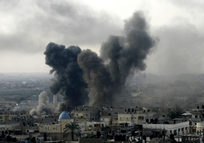 Palestínske rakety zasiahli Izrael - ten vzápätí udrel na ciele Hamasu