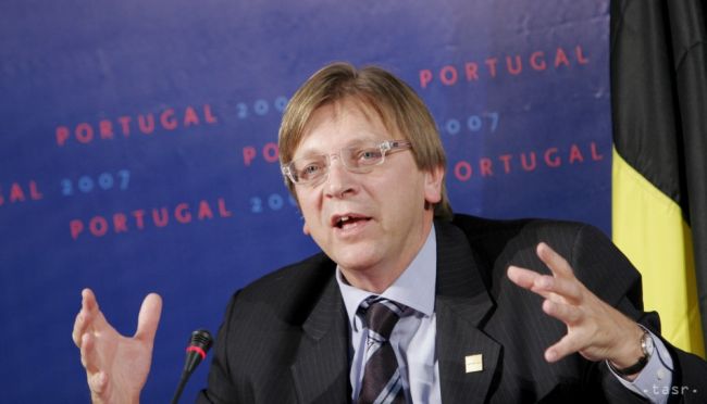 Verhofstadt chce, aby Bratislava prelomila patovú situáciu v EÚ