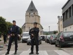 Francúzsko zadržalo mužov, ktorí sa mali kontaktovať s džihádistom