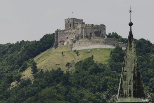 V rámci hradných slávností po prvý raz osvetlia Kapušiansky hrad