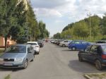 Bratislavská Dúbravka plánuje vytvoriť sto nových parkovacích miest
