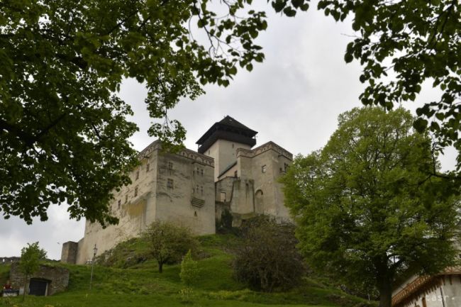 Študenti sa o našom predsedníctve v EÚ dozvedia viac na hrade Trenčín
