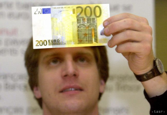 Po klobásovom úplatku dostal ďalší študent v Nitre škúšku za 700 eur