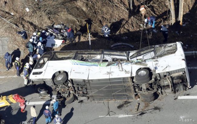 V Yosemitskom parku sa pri havárii autobusu zranilo 12 tínedžerov
