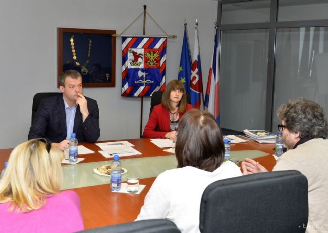 Zasadnutia komisií zastupiteľstva Trenčianskeho kraja budú verejné