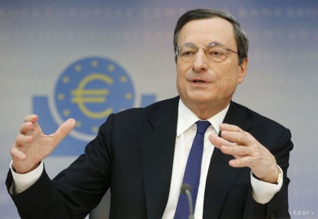 Mario Draghi v Nemecku odmietol kritiku voľnej menovej politiky ECB