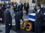 Izrael sa lúči so Šimonom Peresom, rakvu vystavili v Knesete