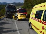 FOTO: Čelná zrážka vozidla s kamiónom skončila tragicky