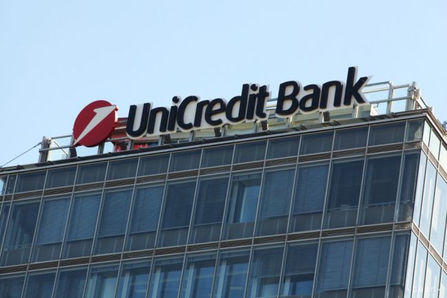 UniCredit dokončila prevzatie východoeurópskej divízie od Bank Austria