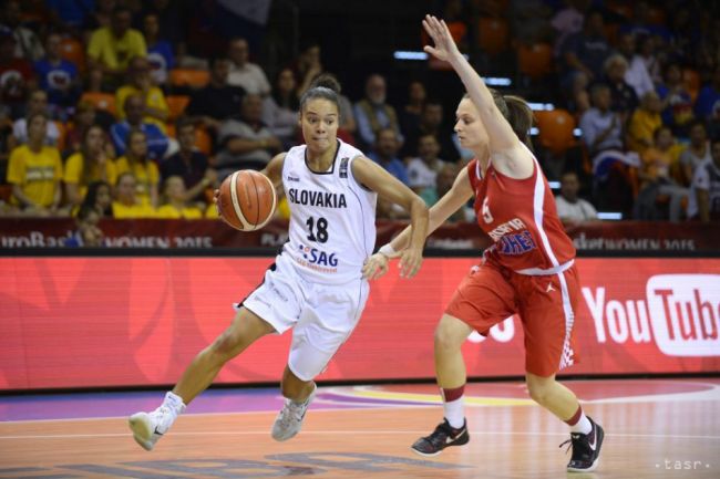 WNBA: Sparks je krok od postupu do finále, Toliverová má 15 bodov