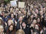 Veľké protesty poľských žien boli úspešné: Vláda interrupcie nepodporí