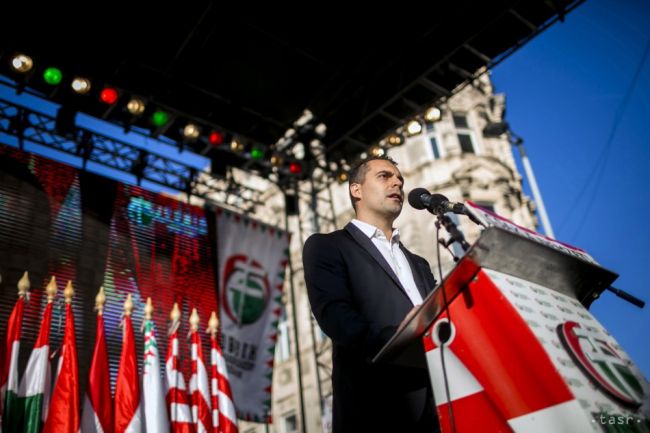 Predseda Jobbiku chce novelu ústavy prerokovať priamo s Orbánom