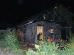 V Trenčíne zhorela v noci záhradná chatka