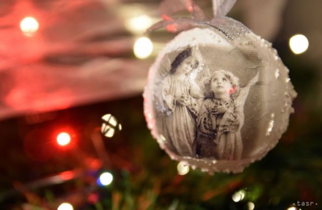 Mesto Žiar nad Hronom plánuje zakúpiť novú vianočnú výzdobu